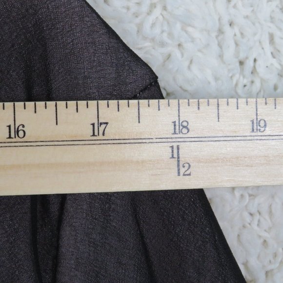 Carlie's Court* Women's Long Sleeve V-Neck Blouse Size XL~ Black‎ & Pink - Picture 7 of 10